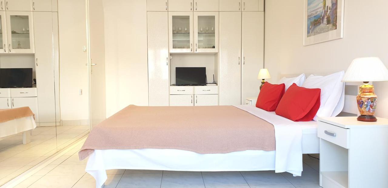 The White Apartment Ohrid Exterior foto