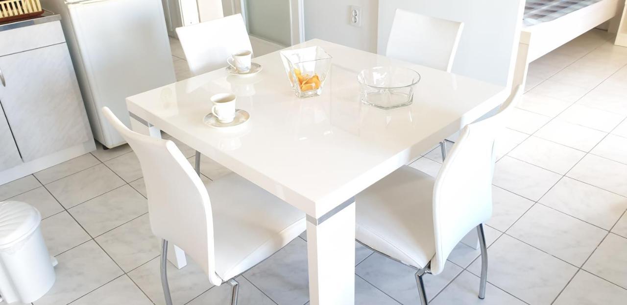 The White Apartment Ohrid Exterior foto
